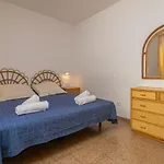 Jaume 6 فيلة *