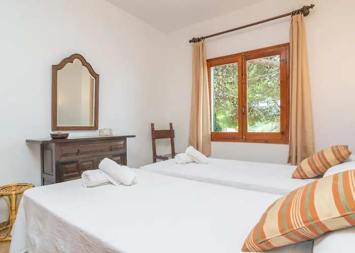 Jaume 6 * 에스 카누텔스